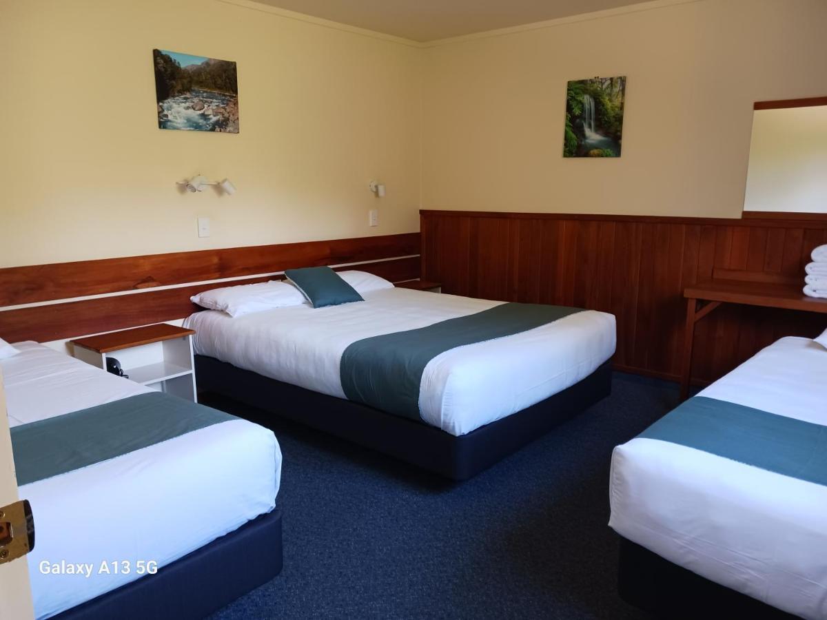 Anatoki Lodge Motel Такака Екстериор снимка