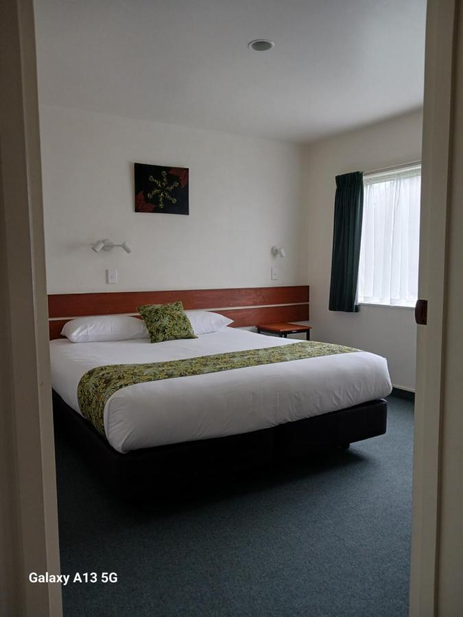 Anatoki Lodge Motel Такака Екстериор снимка
